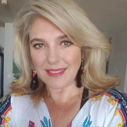 Debi Rossouw