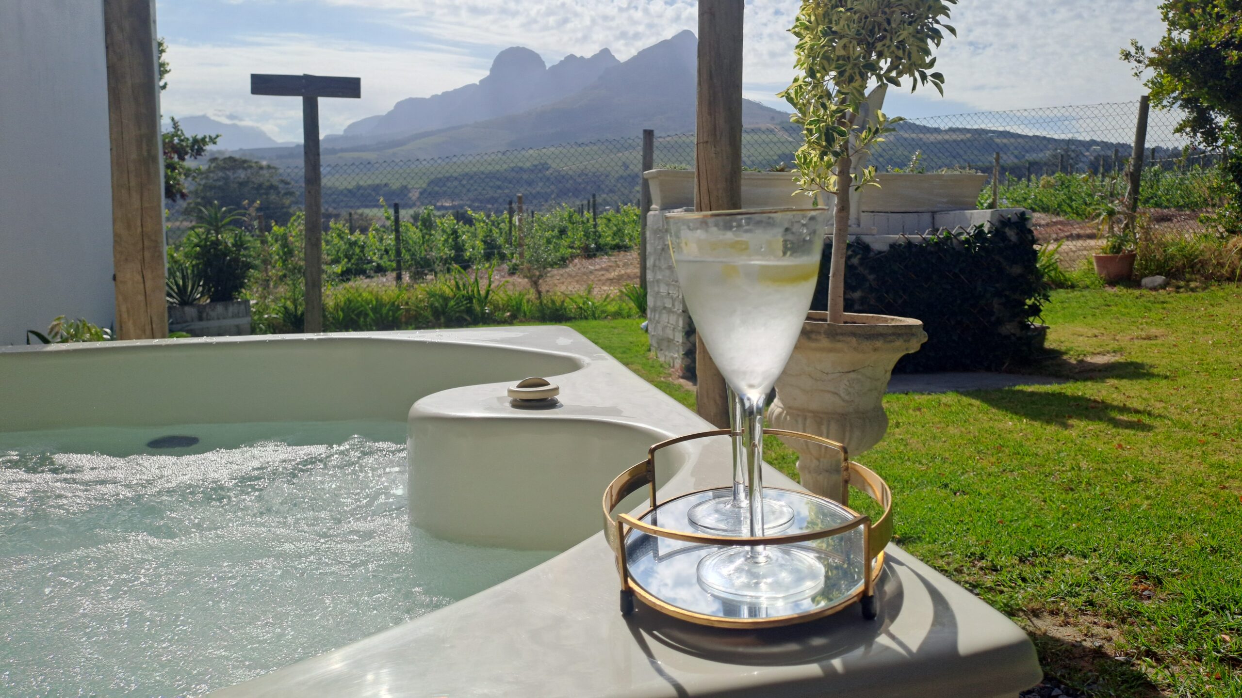 chi chis retreat and spa jacuzzi hot tub with mountain view