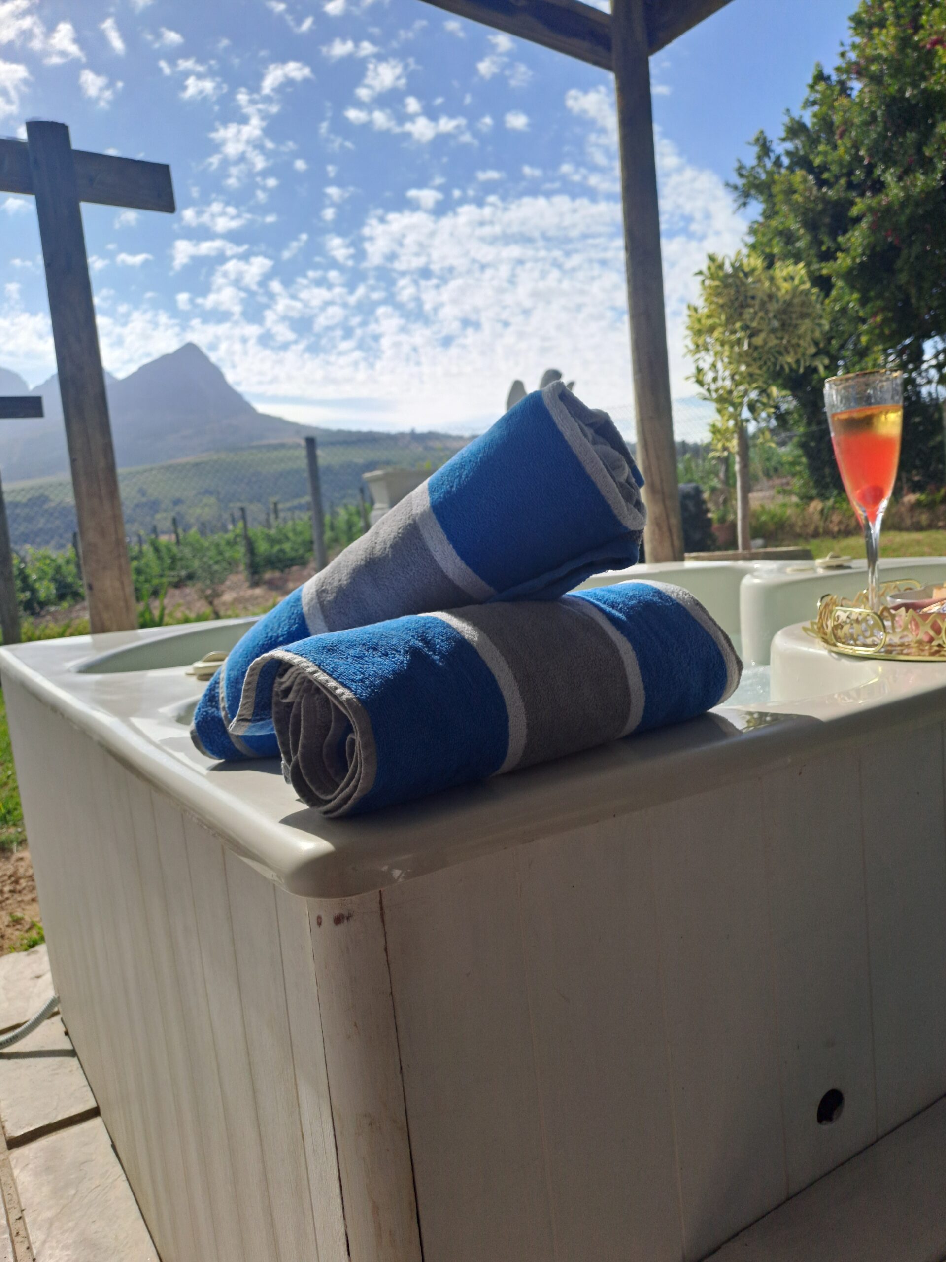 chi chis retreat and spa jacuzzi hot tub with mountain view